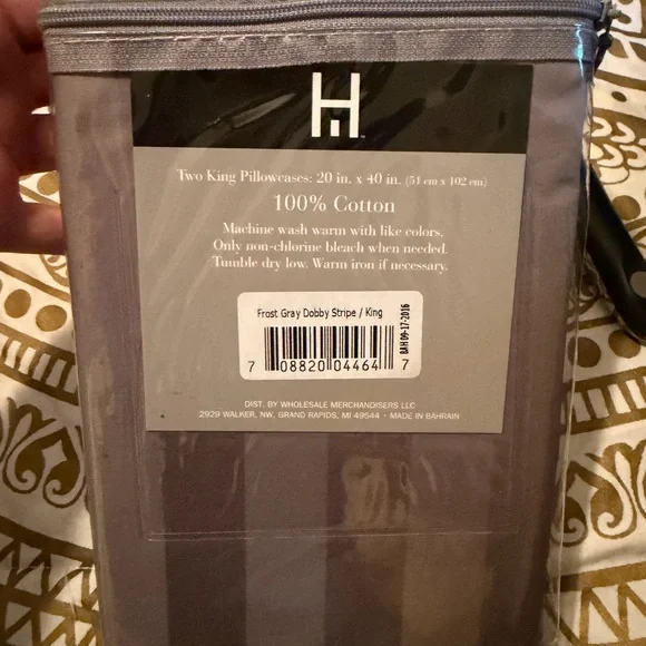 Gray Egyptian Cotton Pillowcases - Picture 2 of 2